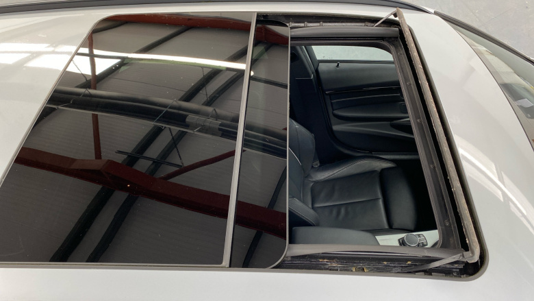 BMW 3 Series 320i M Sport Shadow Edition 5dr Step Auto Petrol Estate